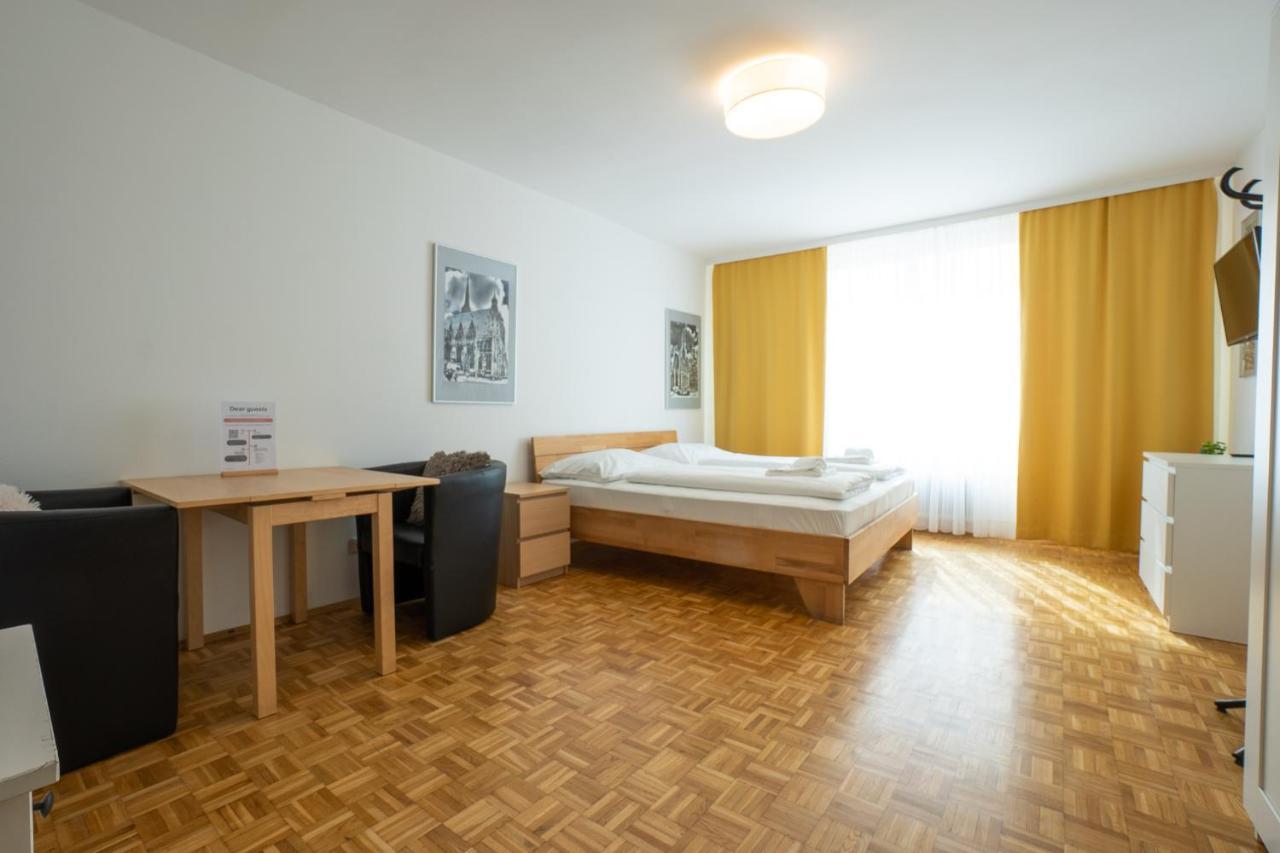 Central Living - Stephansdom Apartments Vienna Exterior photo