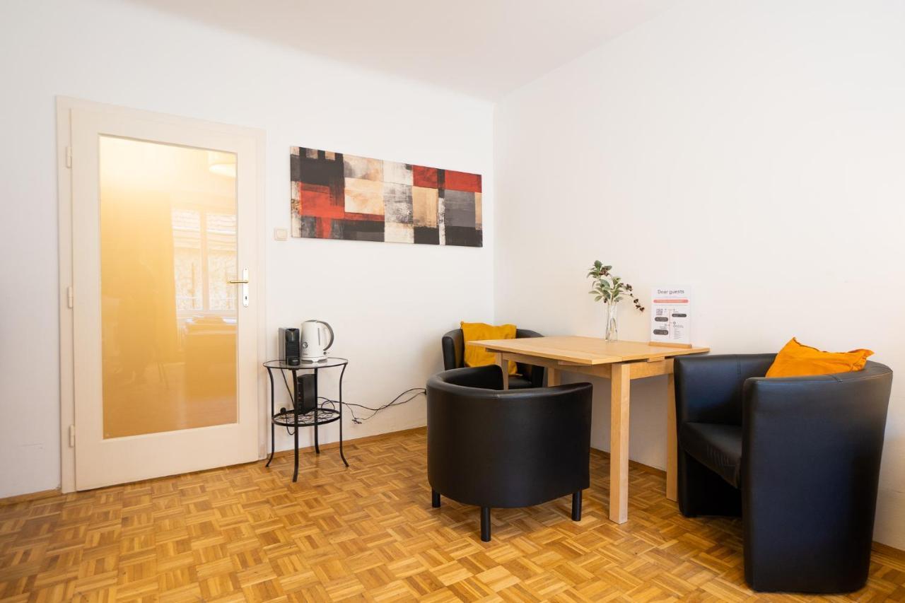 Central Living - Stephansdom Apartments Vienna Exterior photo