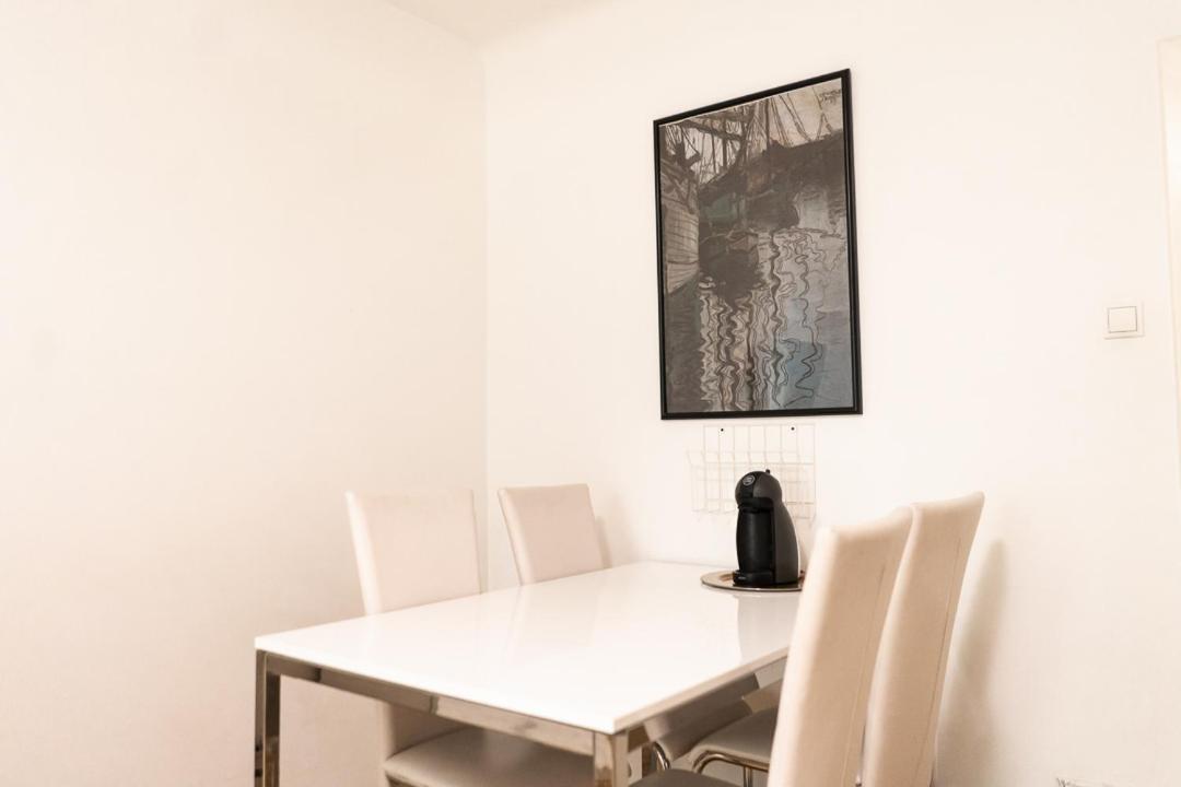 Central Living - Stephansdom Apartments Vienna Room photo